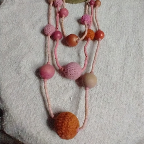 Long orange pink wood crochet beaded necklace boho - Picture 1 of 5